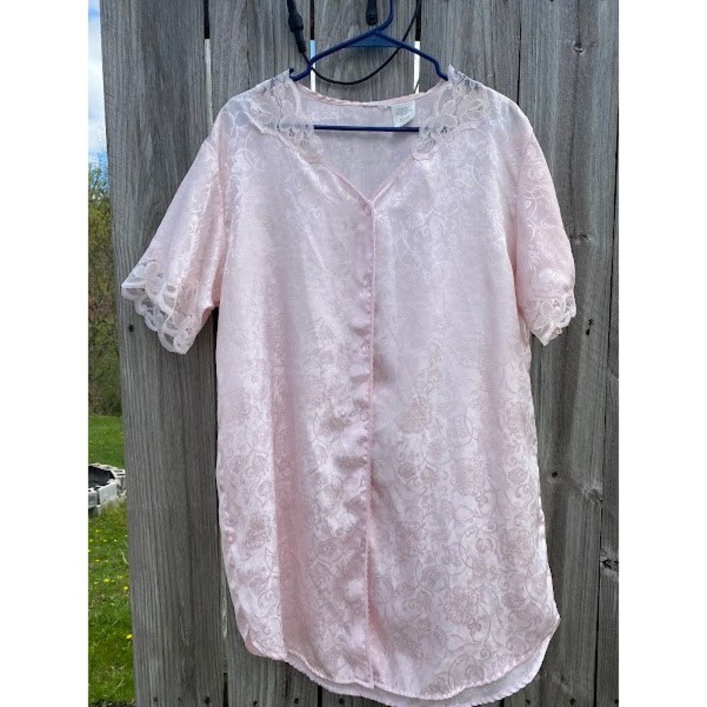Vintage Style Pink Satin Floral Jacquard Nightgown Button Front Lace Trim Medium